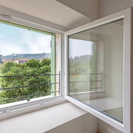 Evaluna Homevacation Bed & Breakfast