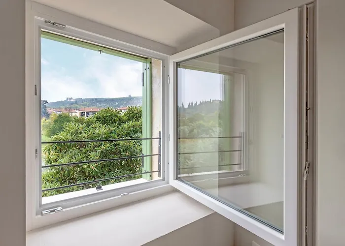 Evaluna Homevacation Bed & Breakfast